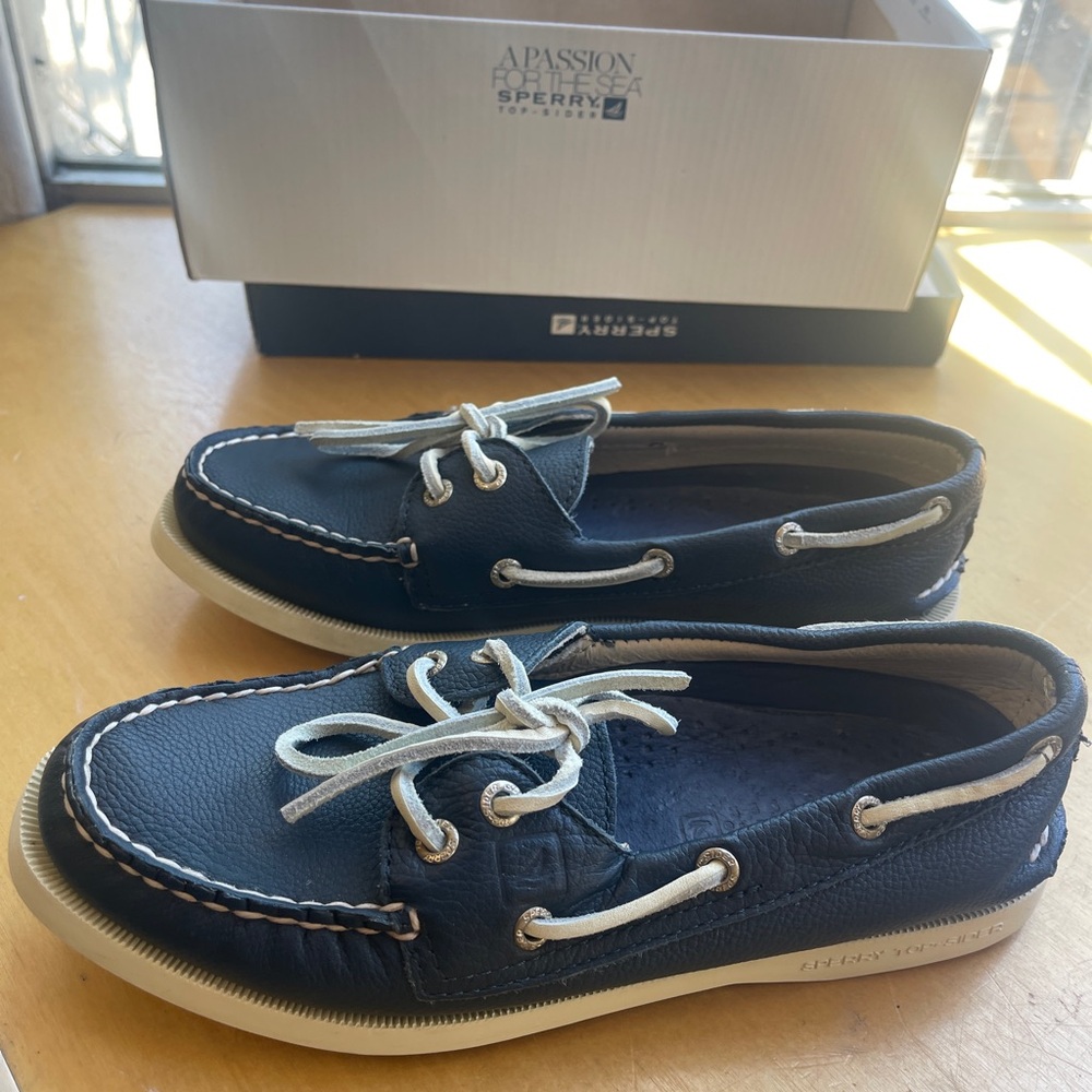 NEW Sperry Top-Siders Navy/White Size 5M Authentic Original™ Boat Shoe